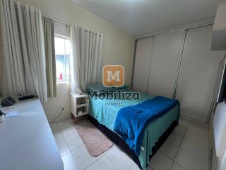 Casa ampliada com 4 dormitórios sendo 2 suítes e quintal espaçoso no condomínio San Matheus