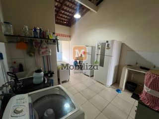 Casa ampliada com 4 dormitórios sendo 2 suítes e quintal espaçoso no condomínio San Matheus
