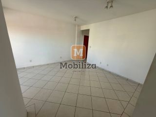Apartamento andar alto com 3 dormitórios sendo 1 suíte no Condomínio Pinhais 1