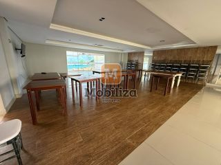 Apartamento andar alto com 3 dormitórios sendo 1 suíte no Condomínio Pinhais 1