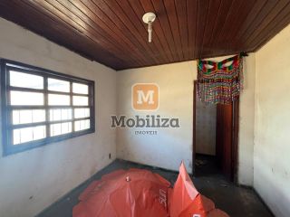 Exclusividade - Sobrado com piscina, quintal amplo e 3 quartos sendo 1 suíte no bairro Agenor de Carvalho