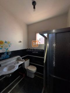 Exclusividade - Sobrado com piscina, quintal amplo e 3 quartos sendo 1 suíte no bairro Agenor de Carvalho