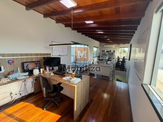 Exclusividade - casa ampla com 3 quartos sendo 2 suítes e área gourmet completa - Esperança da Comunidade