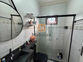 Casa com 5 dormitórios sendo 2 suítes, piscina e cômodos amplos no bairro Flodoaldo Pontes Pinto