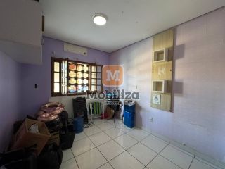 Casa com 5 dormitórios sendo 2 suítes, piscina e cômodos amplos no bairro Flodoaldo Pontes Pinto