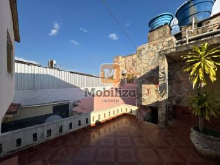 Sobrado completo no Flodoaldo Pontes Pinto com Energia Solar, Poço Artesiano e 4 Vagas de garagem coberta