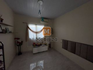Casa com 4 dormitórios sendo 1 suíte e piscina privativa no bairro Flodoaldo Pontes Pinto