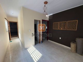 Casa com 4 dormitórios sendo 1 suíte e piscina privativa no bairro Flodoaldo Pontes Pinto