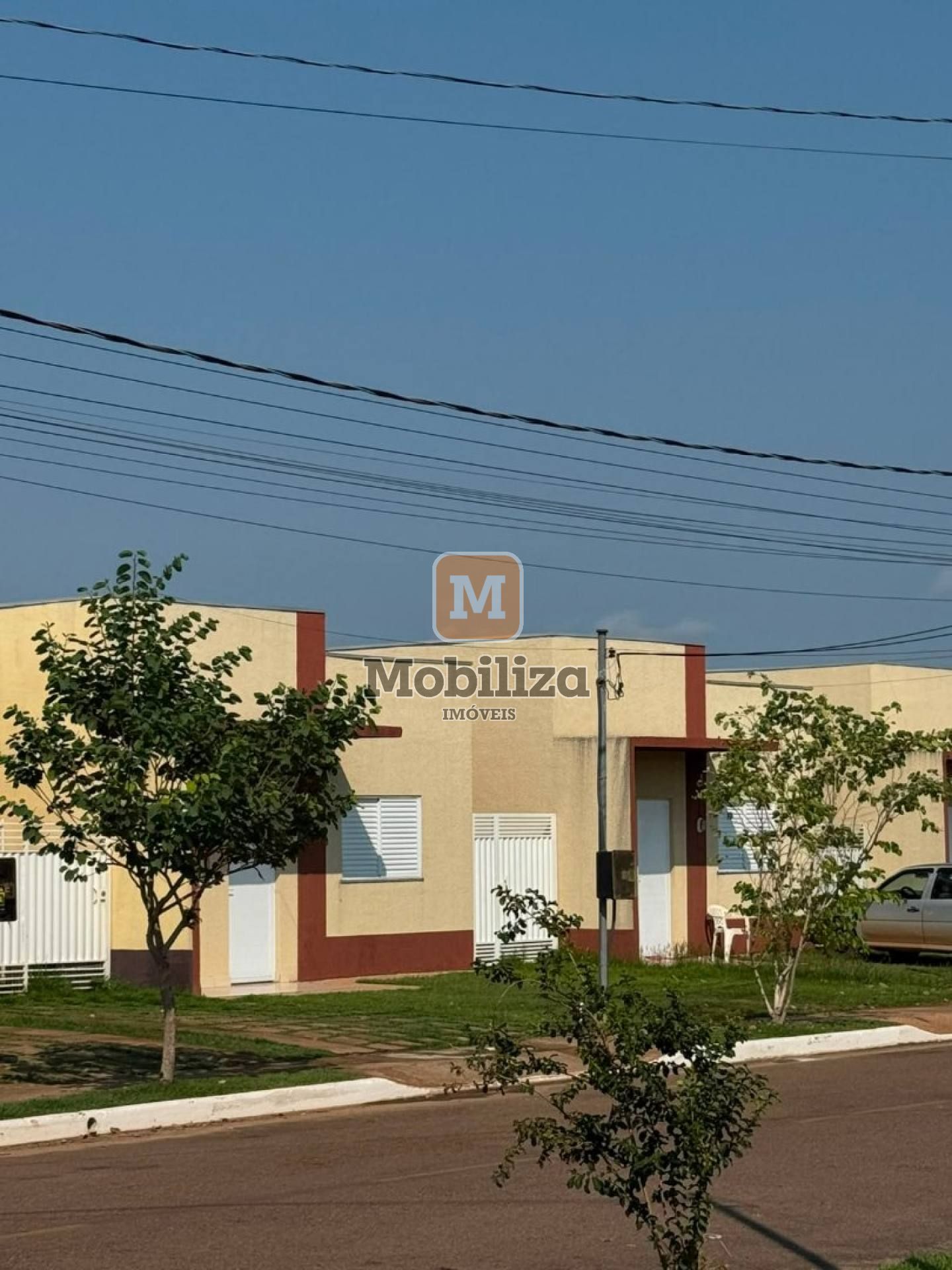 Casa com 2 dormitórios e quintal com ampliação no Condomínio Cancún 1