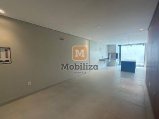 Sobrado sofisticado e de alto padrão com 4 dormitórios sendo 3 suítes, piscina e churrasqueira no Lagunas Residencial Club