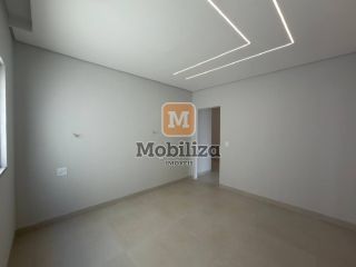 Sobrado sofisticado e de alto padrão com 4 dormitórios sendo 3 suítes, piscina e churrasqueira no Lagunas Residencial Club