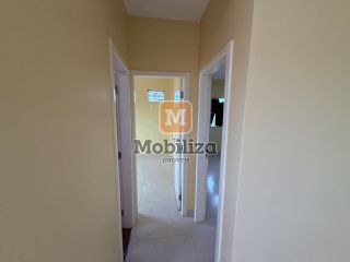 Apartamento andar alto com 2 dormitórios e sala com sacada no Condomínio Araucária 1