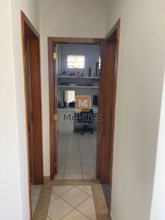 Apartamento andar alto com 2 dormitórios e móveis planejados no Condomínio Araucária 1