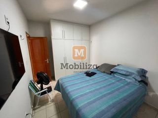 Apartamento andar alto com 2 dormitórios e móveis planejados no Condomínio Araucária 1