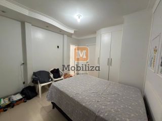 Casa com 4 suítes, ambientes espaçosos, área gourmet e piscina no Condomínio Bougainville