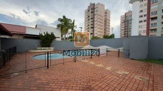 Casa com 4 suítes, ambientes espaçosos, área gourmet e piscina no Condomínio Bougainville