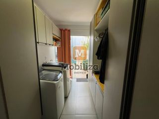 Casa alto padrão com energia solar, 3 suítes amplas, área gourmet e piscina com prainha no Condomínio Alberto Jaquier