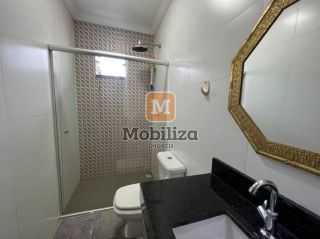 Casa alto padrão com energia solar, 3 suítes amplas, área gourmet e piscina com prainha no Condomínio Alberto Jaquier