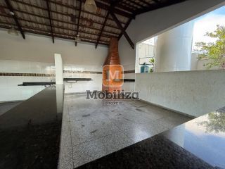 Casa alto padrão com energia solar, 3 suítes amplas, área gourmet e piscina com prainha no Condomínio Alberto Jaquier