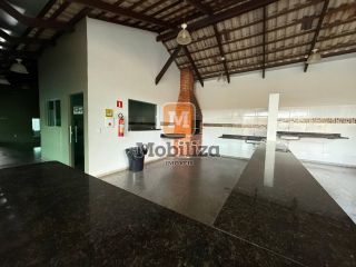 Casa alto padrão com energia solar, 3 suítes amplas, área gourmet e piscina com prainha no Condomínio Alberto Jaquier