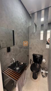 Apartamento modificado no Total Ville 1 com 3 quartos sendo 1 suíte com closet, cozinha ampla e arejada e churrasqueira 180m²