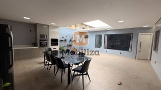 Apartamento modificado no Total Ville 1 com 3 quartos sendo 1 suíte com closet, cozinha ampla e arejada e churrasqueira 180m²