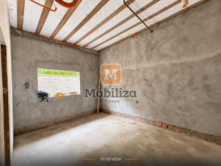 Casa de alto padrão à venda no Condomínio Ecoville com 3 suítes e área de lazer privativa