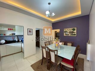 Casa - Bairro Aponiã - 250m2