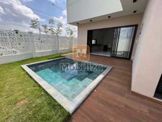 Casa - Condomínio Alphaville - 230m²