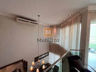 Sobrado - Bairro Flodoaldo Pontes Pinto - 450m²