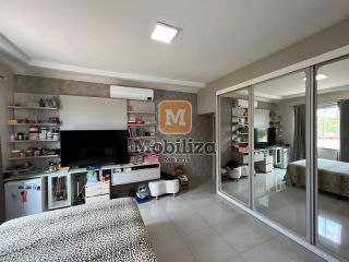 Sobrado - Bairro Flodoaldo Pontes Pinto - 450m²