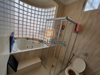 Sobrado - Bairro Flodoaldo Pontes Pinto - 450m²