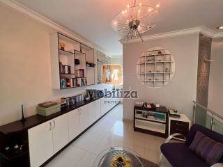 Sobrado - Bairro Flodoaldo Pontes Pinto - 450m²