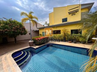 Sobrado - Bairro Flodoaldo Pontes Pinto - 450m²