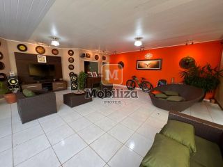 Sobrado - Bairro Flodoaldo Pontes Pinto - 450m²