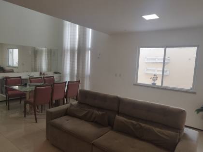 Casa de Condomínio Para Vender em Fortaleza