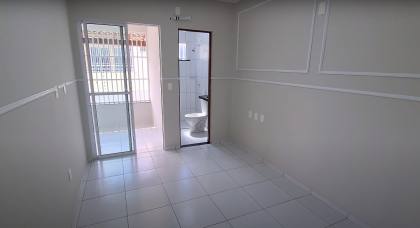 Casa Para Vender com 4 quartos 4 suítes no bairro Mondubim em Fortaleza