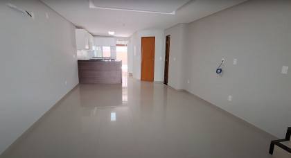 Casa Para Vender com 4 quartos 4 suítes no bairro Mondubim em Fortaleza