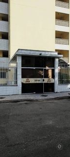 Apartamento Para Vender, Porteira Fechada, com 3 quartos  no bairro Serrinha em Fortaleza