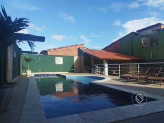 Apartamento Para Vender, Porteira Fechada, com 3 quartos  no bairro Serrinha em Fortaleza