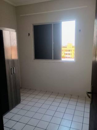 Apartamento Para Vender com 2 quartos no bairro Cidade dos Funcionários em Fortaleza