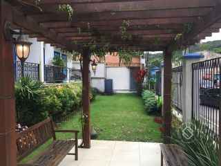 Apartamento Para Vender com 2 quartos 1 suítes no bairro CENTRO em Guaramiranga