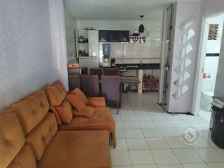 Casa de Condomínio Para Vender com 2 quartos 1 suítes no bairro Passaré em Fortaleza