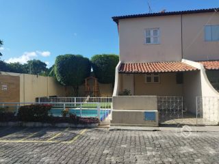 Casa de Condomínio Para Vender com 2 quartos 1 suítes no bairro Passaré em Fortaleza