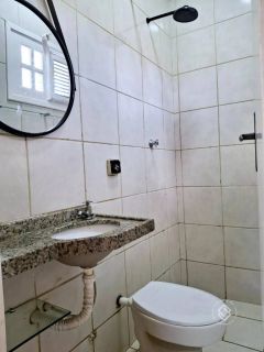 Casa Dúplex-Viva com Espaço, Elegância e Segurança na Melhor Região da Cidade dos Funcionários