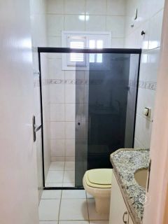 Casa Dúplex-Viva com Espaço, Elegância e Segurança na Melhor Região da Cidade dos Funcionários