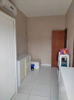 Casa Para Vender com 4 quartos 3 suítes no bairro Cambeba em Fortaleza