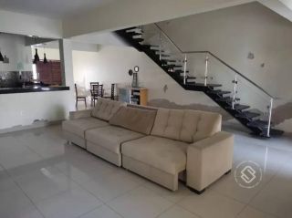 Casa Para Vender com 4 quartos 3 suítes no bairro Cambeba em Fortaleza