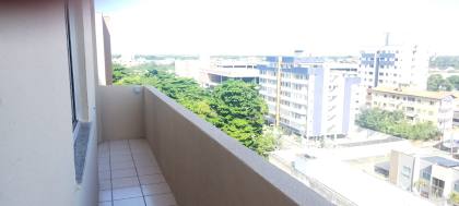 Apartamento Para Vender com 3 quartos 1 suítes no bairro Parreão em Fortaleza