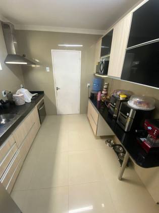 Casa Alto Padrão à Venda no Condomínio Osvaldo Studart